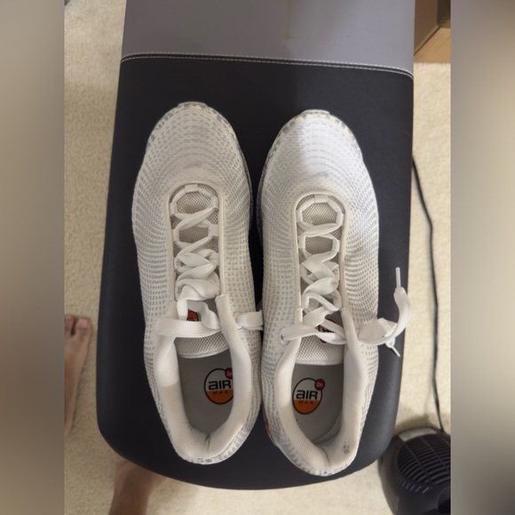 AIR MAX DN SAFARI LIMITED EDITION - MENS SIZE 9.5 50% off! - Picture 2 of 3